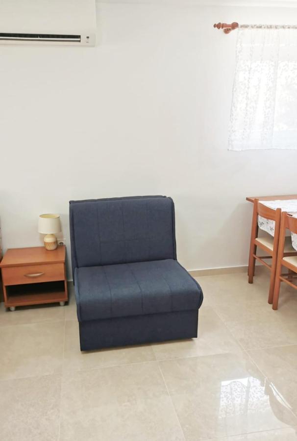 Apartment Sara Njivice Extérieur photo